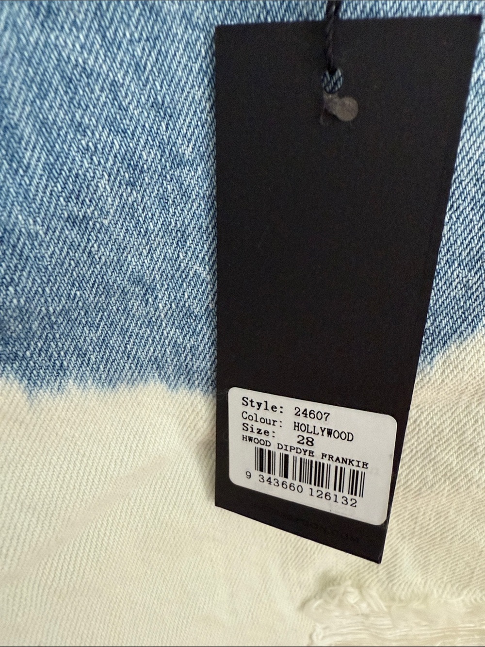 SIZE 28, NWT ONE TEASPOON X FREE PEOPLE TIE DYE BLEACH DISTRESSED DENIM SHORTS - Picture 4 of 7